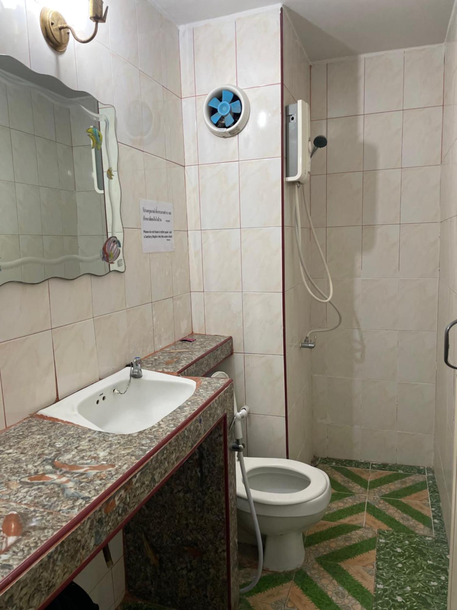 Muangthong C3,C4Near Impact Apartman Nonthaburi Kültér fotó